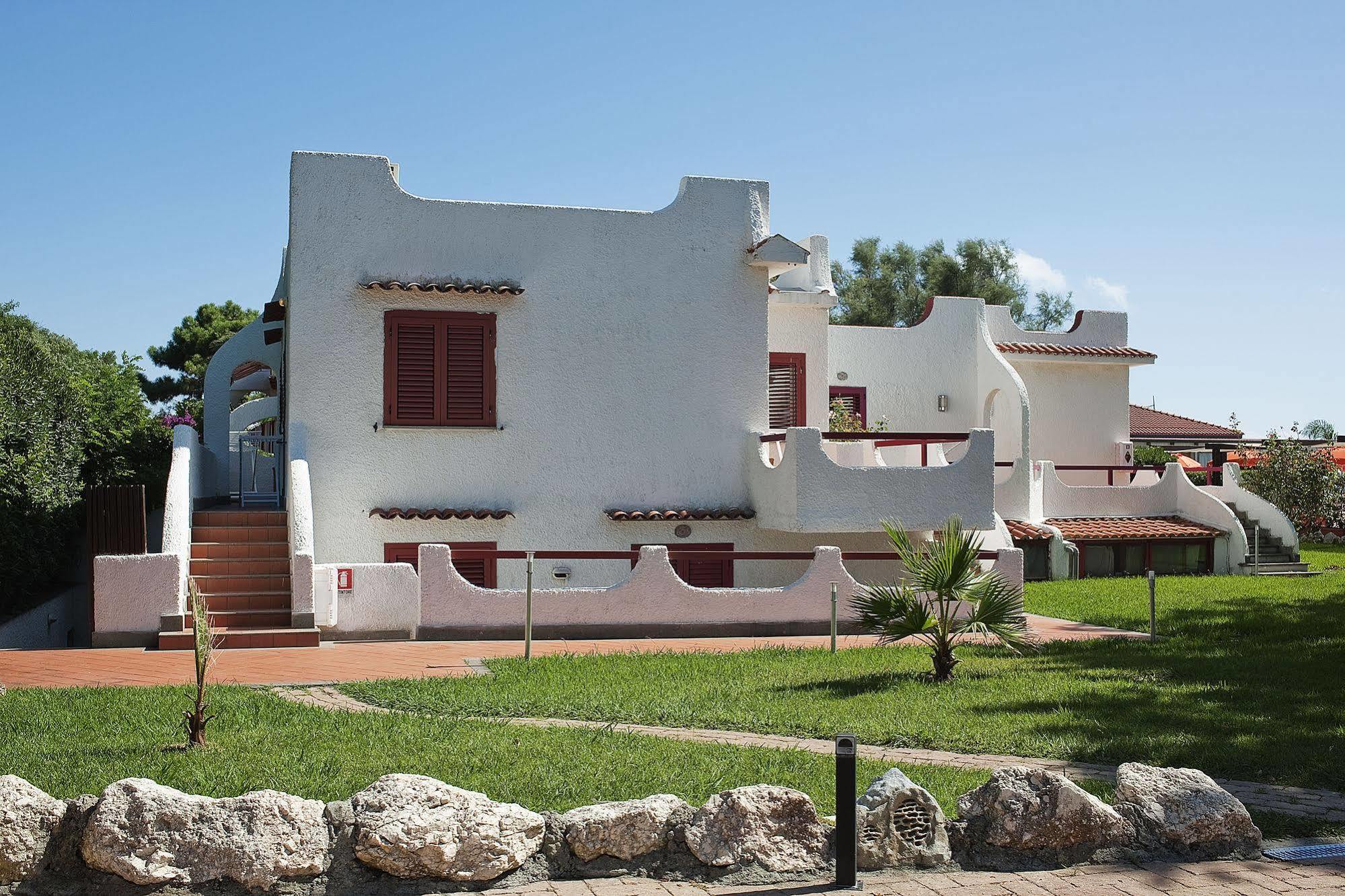 Trevi Village Кампора Сан-Джованні Екстер'єр фото